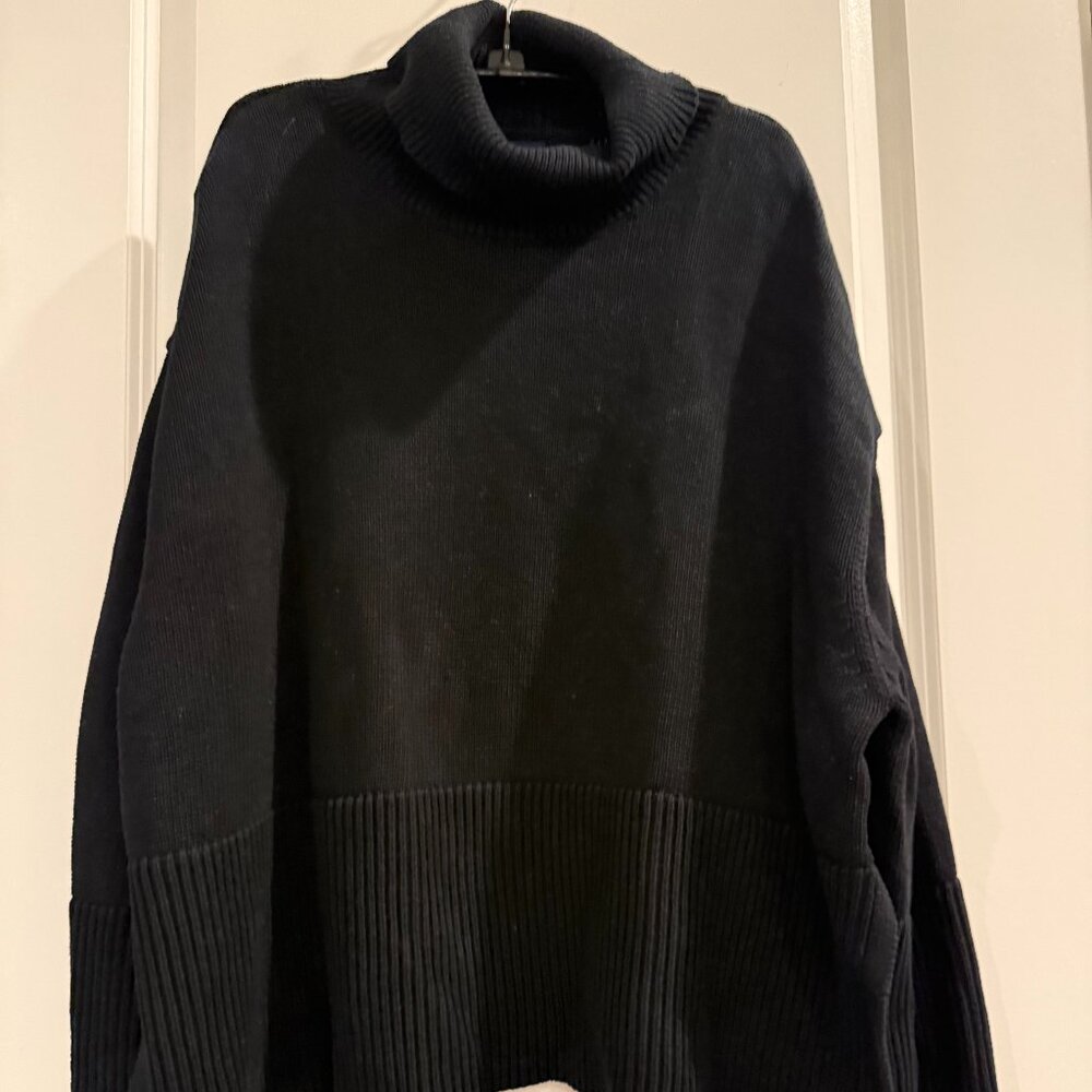 Gap Black Cotton Loose Turtlemeck Sweater